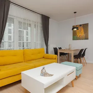 Active By Renters Апартаменты